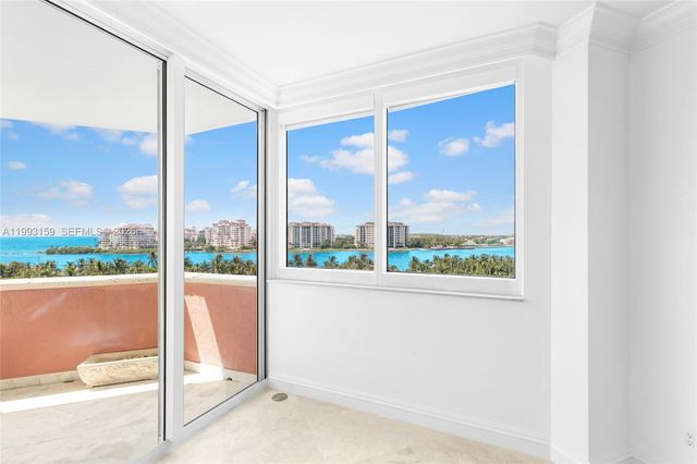 300 S Pointe Drive 801, Miami Beach, FL 33139