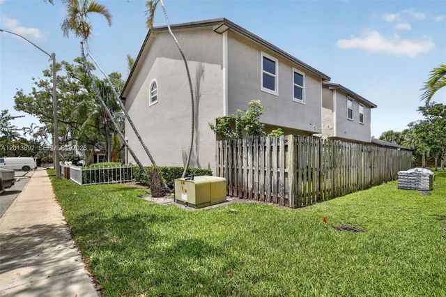 3815 NW 122nd Ter 3815, Sunrise, FL 33323