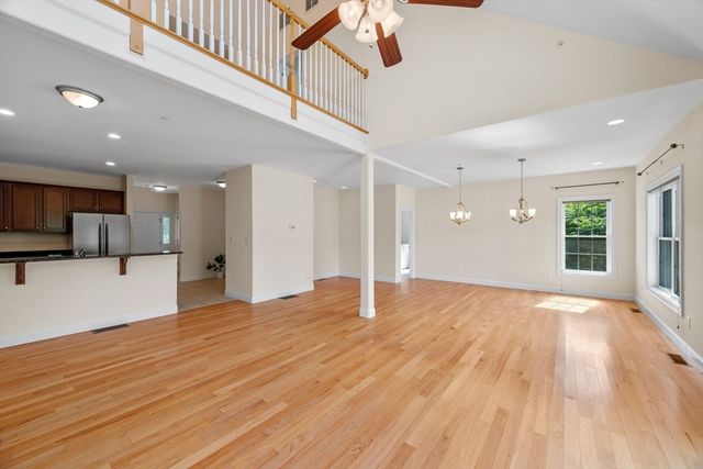 5 Pelton Way 10, Hampton Falls, NH 03844