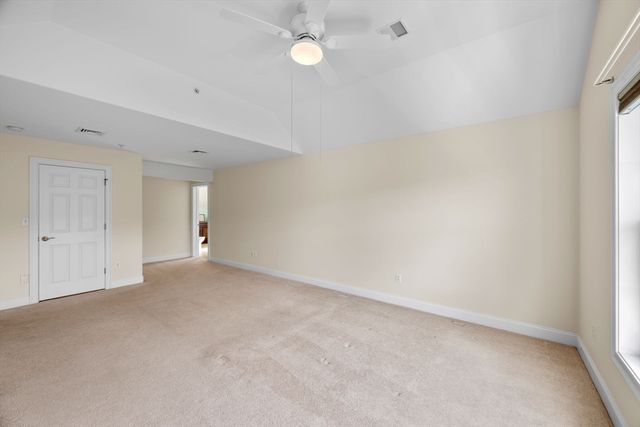 5 Pelton Way 10, Hampton Falls, NH 03844