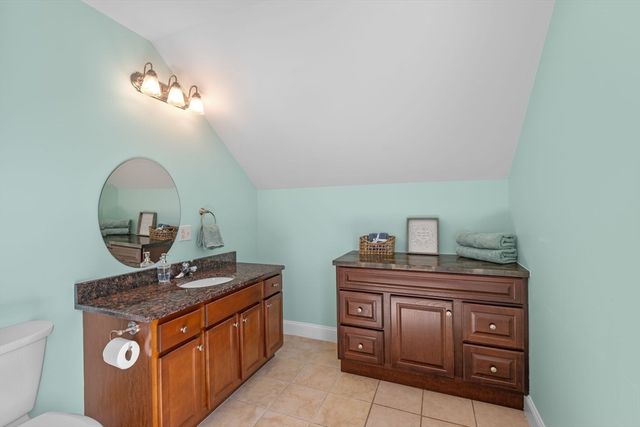 5 Pelton Way 10, Hampton Falls, NH 03844