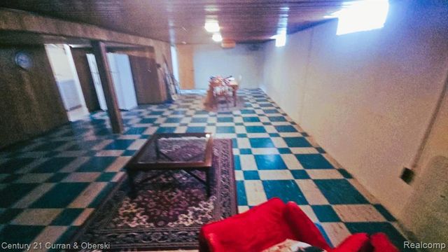 5649 N Lafayette Street, Dearborn Heights, MI 48127