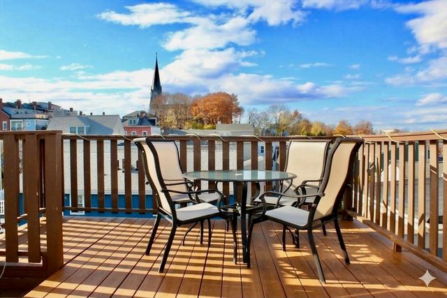 18 Cook St 3, Boston, MA 02129