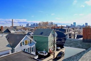 18 Cook St 3, Boston, MA 02129