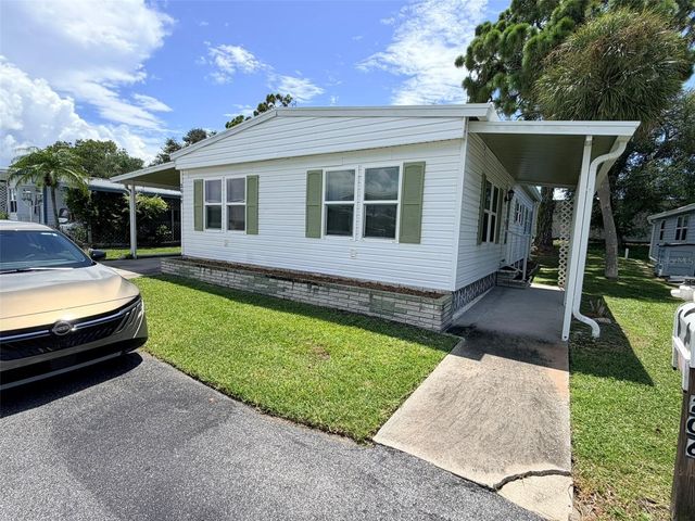 2068 CA D ORO DRIVE, Sarasota, FL 34238
