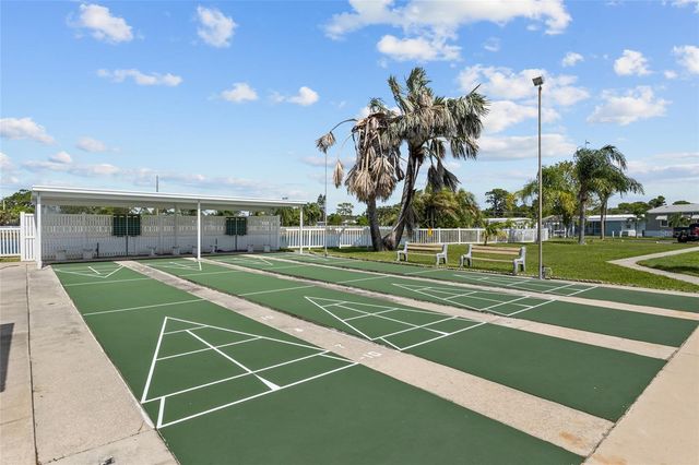 2068 CA D ORO DRIVE, Sarasota, FL 34238