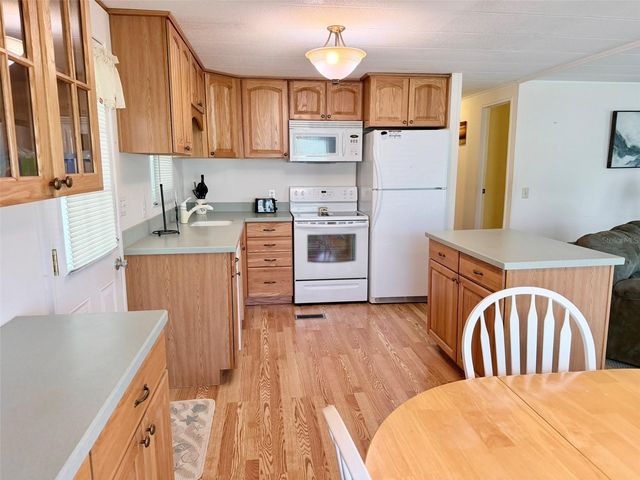 2068 CA D ORO DRIVE, Sarasota, FL 34238