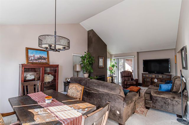 16442 Claremont Drive S 126, Clinton Charter Township, MI 48038