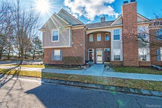 16442 Claremont Drive S 126, Clinton Charter Township, MI 48038