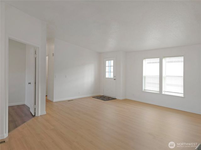 164 Nix Lane, Centralia, WA 98531