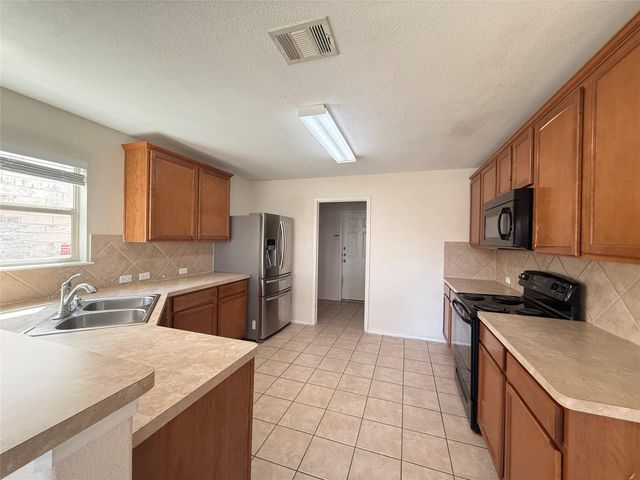 279 Housefinch LOOP, Leander, TX 78641