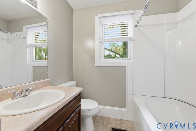 8325 Mill Creek Rd, New Kent, VA 23181