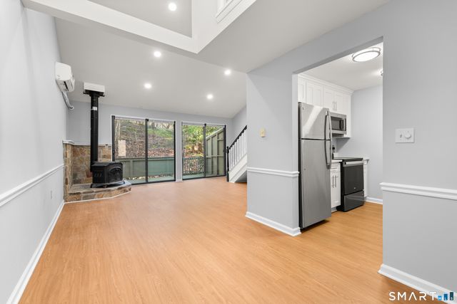 42 Saginaw Trail 42, Guilford, CT 06437