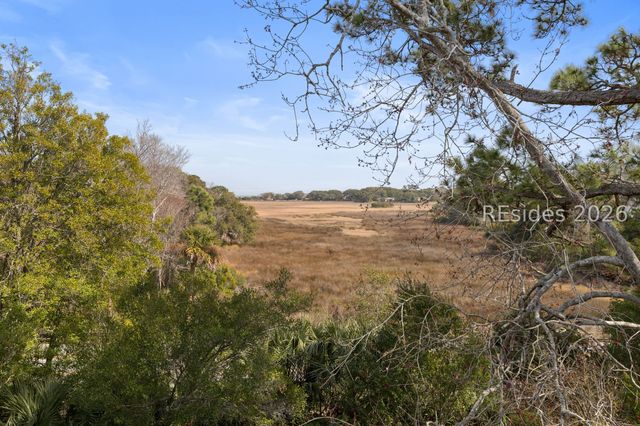 155 Dillon Rd Apt 2420, Hilton Head Island, SC 29926