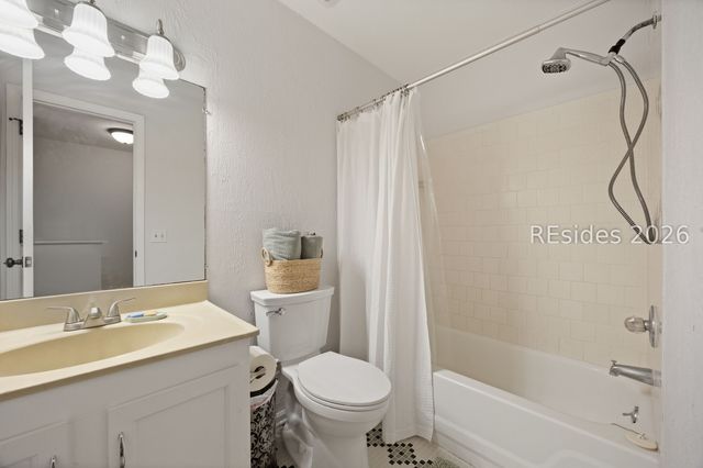 155 Dillon Rd Apt 2420, Hilton Head Island, SC 29926