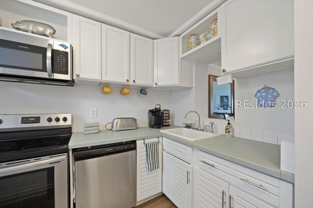 155 Dillon Rd Apt 2420, Hilton Head Island, SC 29926