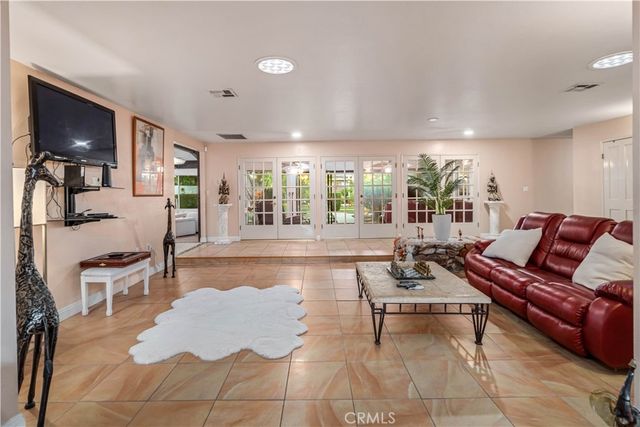2606 W Avenue J14, Lancaster, CA 93536