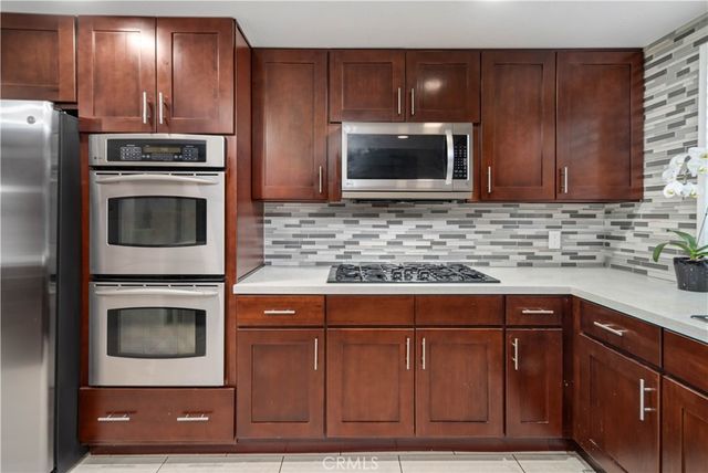2606 W Avenue J14, Lancaster, CA 93536