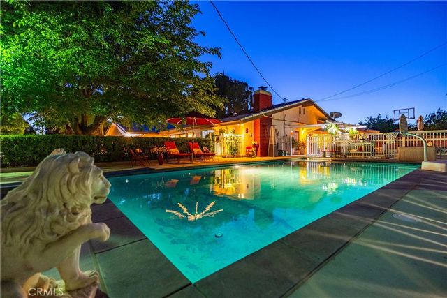 2606 W Avenue J14, Lancaster, CA 93536