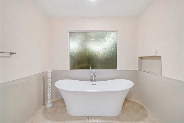 2606 W Avenue J14, Lancaster, CA 93536