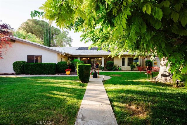 2606 W Avenue J14, Lancaster, CA 93536
