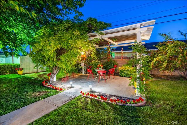 2606 W Avenue J14, Lancaster, CA 93536
