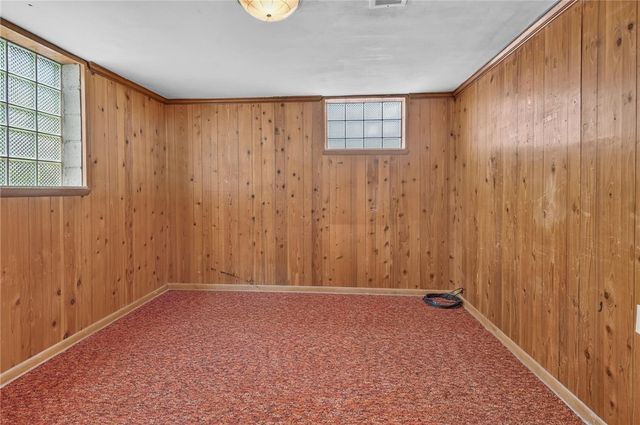 385 MAPLEWOOD DRIVE, Mt Lebanon, PA 15243