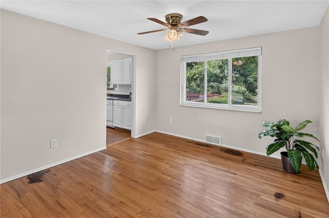 385 MAPLEWOOD DRIVE, Mt Lebanon, PA 15243