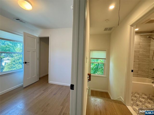 36 Kinderkamack Road, Hillsdale, NJ 07642