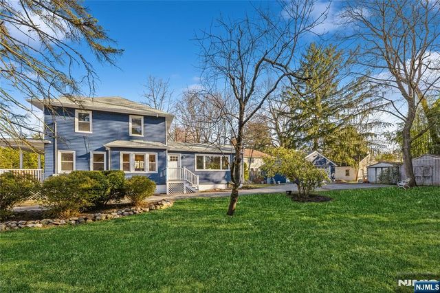 36 Kinderkamack Road, Hillsdale, NJ 07642