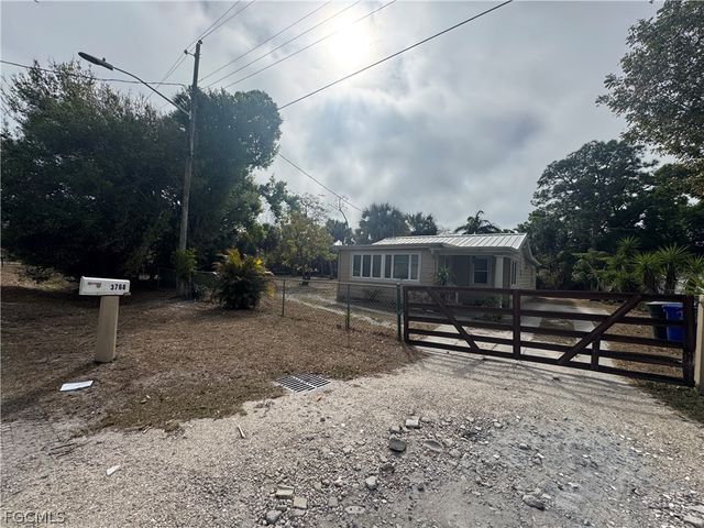 3768 Desoto AVE, Fort Myers, FL 33916