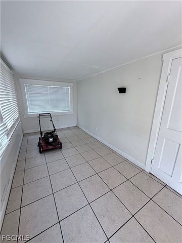 3768 Desoto AVE, Fort Myers, FL 33916