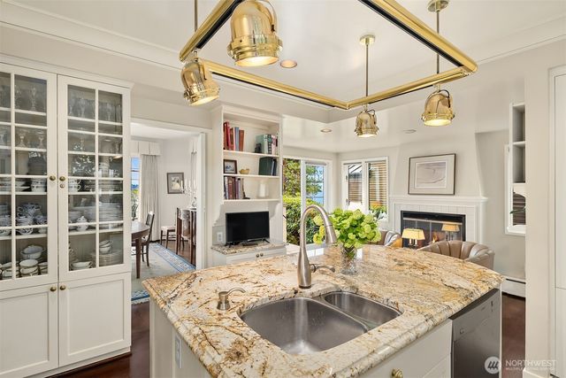 1108 39th Avenue E, Seattle, WA 98112