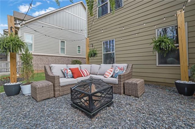 31 Lullwater Court, Dallas, GA 30132