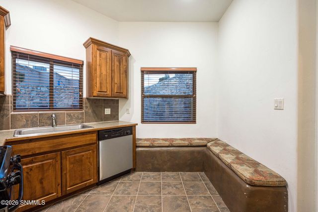 2552 Scenic Crest Loop, Las Cruces, NM 88011
