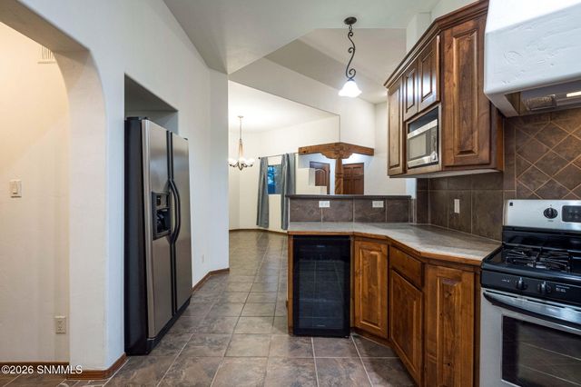 2552 Scenic Crest Loop, Las Cruces, NM 88011