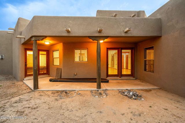 2552 Scenic Crest Loop, Las Cruces, NM 88011