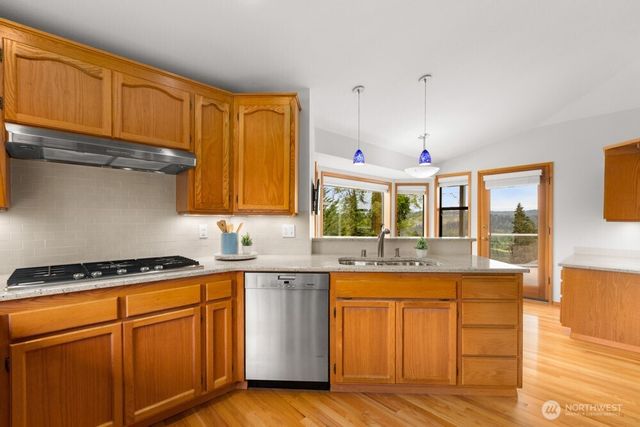 11501 136th Avenue E, Puyallup, WA 98374