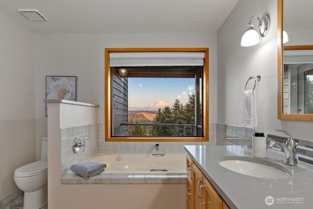 11501 136th Avenue E, Puyallup, WA 98374