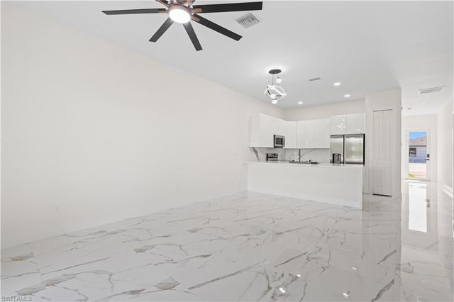 428 Petite AVE, Lehigh Acres, FL 33974