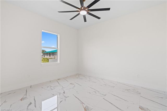 428 Petite AVE, Lehigh Acres, FL 33974