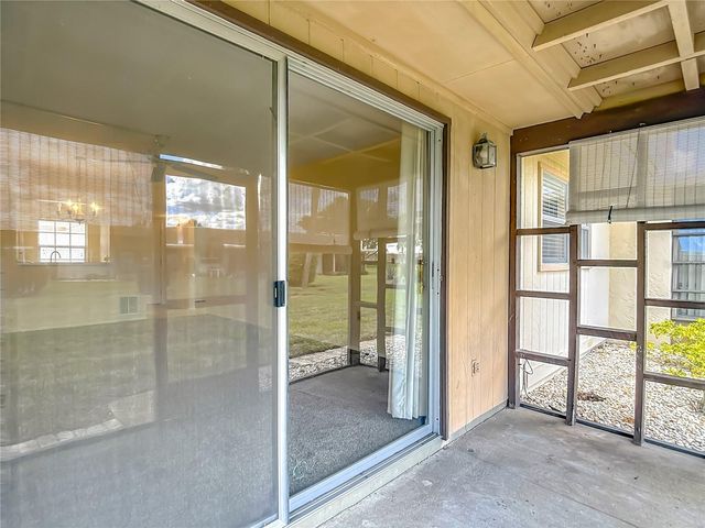 11132 PEMBRIDGE COURT 6, Port Richey, FL 34668