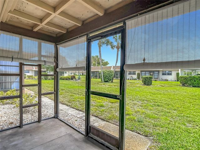 11132 PEMBRIDGE COURT 6, Port Richey, FL 34668