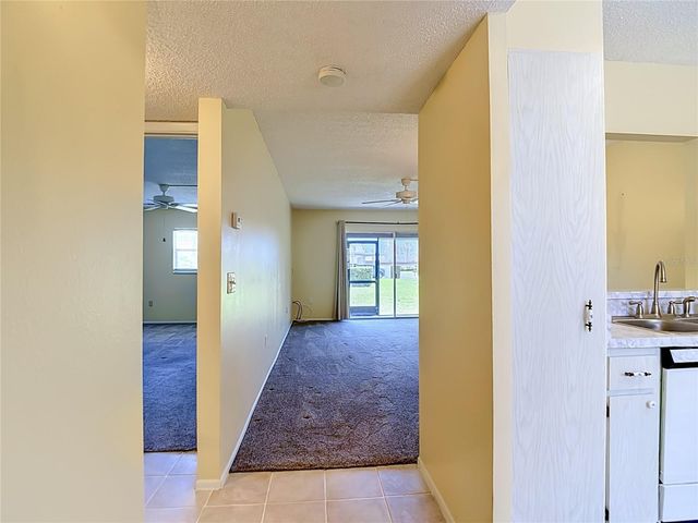 11132 PEMBRIDGE COURT 6, Port Richey, FL 34668
