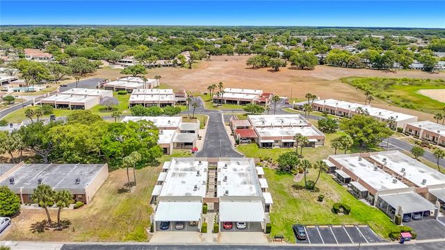 11132 PEMBRIDGE COURT 6, Port Richey, FL 34668