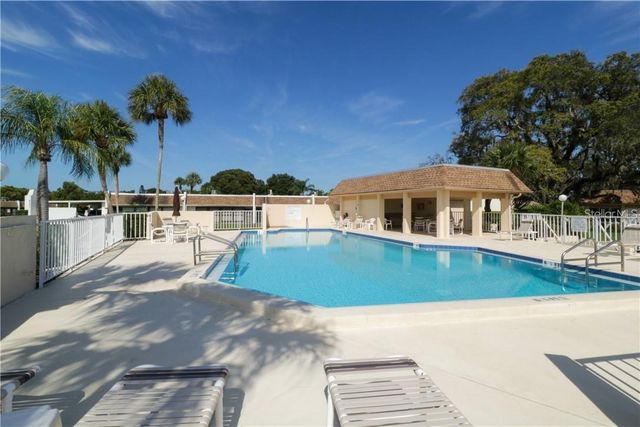 11132 PEMBRIDGE COURT 6, Port Richey, FL 34668