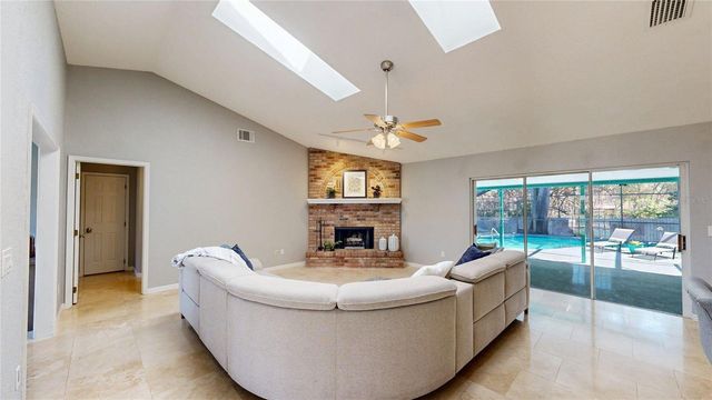 7433 MEGAN ELISSA LANE, Orlando, FL 32819