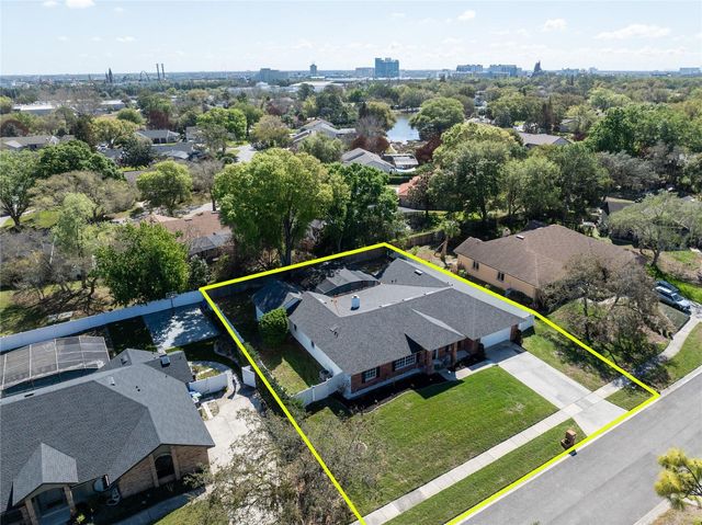 7433 MEGAN ELISSA LANE, Orlando, FL 32819