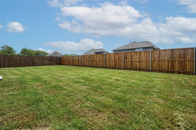 513 BROOK VIEW Drive, Van Alstyne, TX 75495
