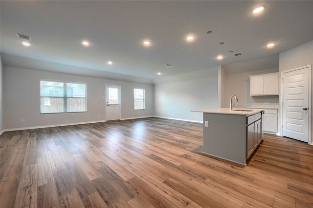 513 BROOK VIEW Drive, Van Alstyne, TX 75495